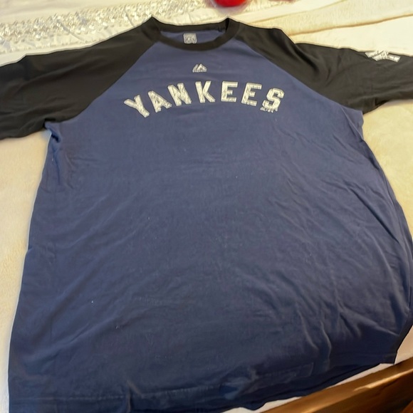 Yankees T-shirt new without tag size L - Picture 2 of 4